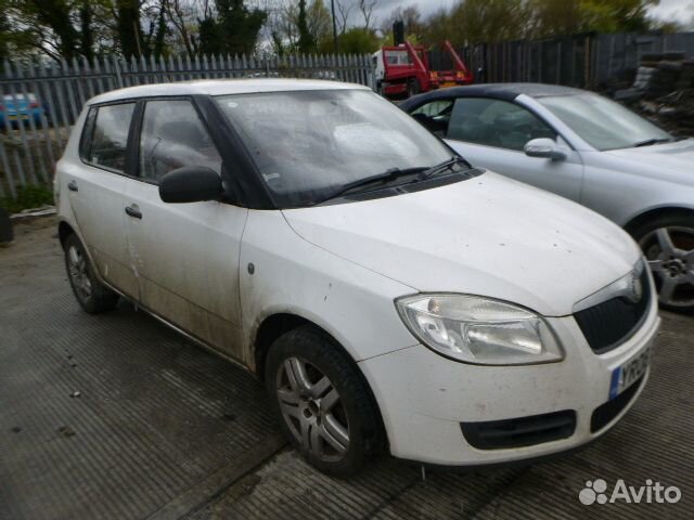 Дверь передняя правая skoda fabia 2 2008