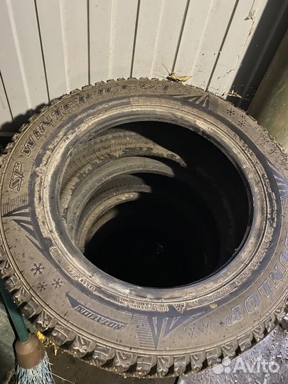 Dunlop SP Winter Ice 03 195/65 R15 95T