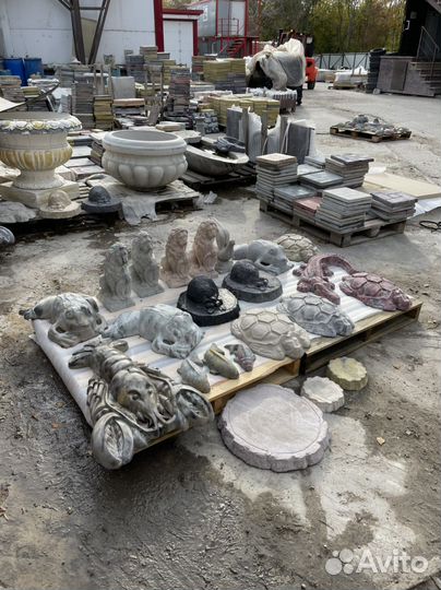 Скульптуры и статуи из бетона со склада завода