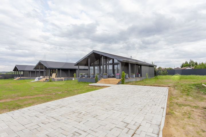 Коттедж 162 м² на участке 6 сот.