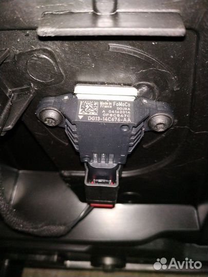 Датчик Airbag боковой Форд Фиеста мк6