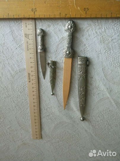 Сувениры СССР из дерева и железной фольги