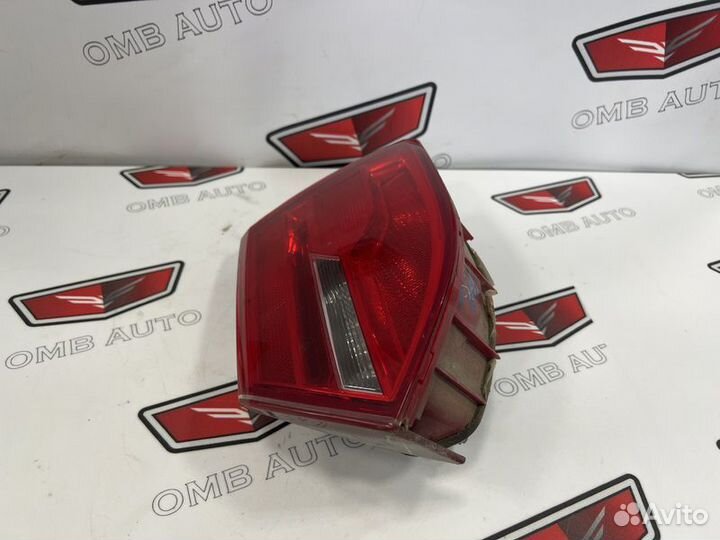 Фонарь задний левый Фольксваген Джетта 6