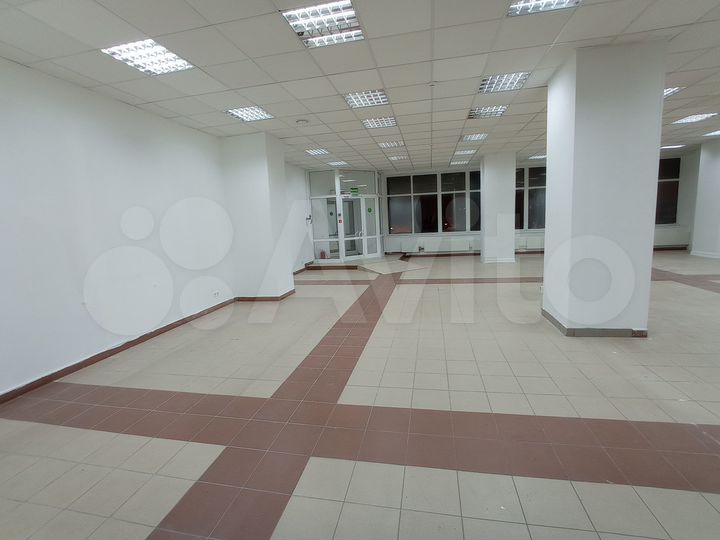 Свободного назначения, 215 м²