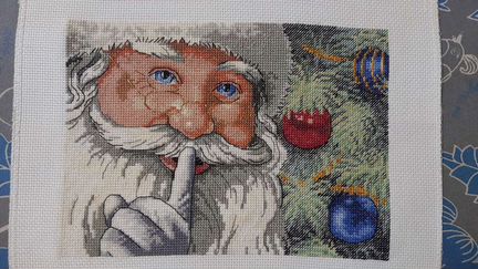 Вышивка крестом. Санта, ручная работа