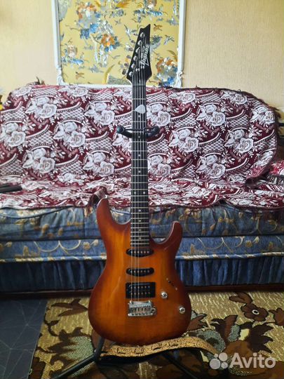 Электрогитара ibanez с комбиком