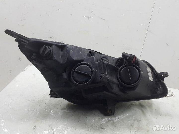 Фара левая Opel Insignia