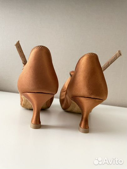 Туфли для бальных танцев Eckse