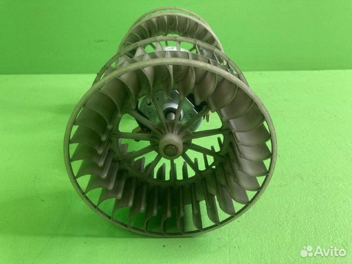 Электродвигатель отопителя MAN TGA