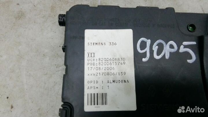 Блок комфорта Renault Megane