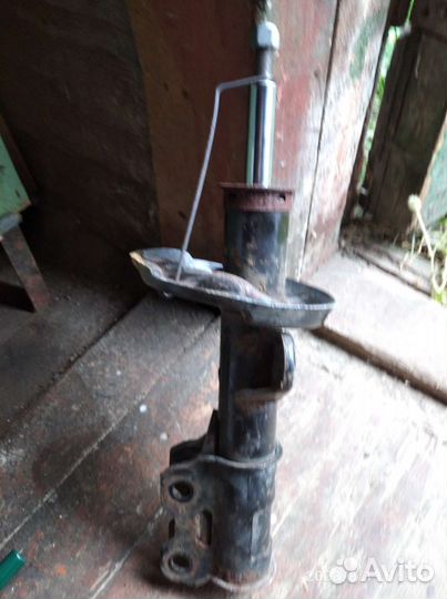 Передняя стойка Опель мокка