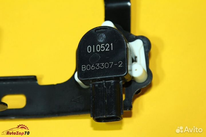 Toyota Camry (XV70) Датчик положения кузова задний