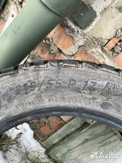 Michelin X-Ice North 4 215/55 R17 98T