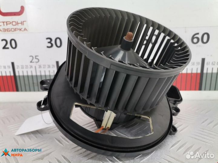 Моторчик печки BMW 3 F30/F31/F34 2012 64119350396