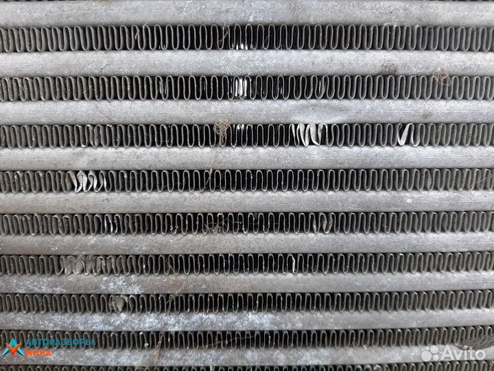 Интеркулер Audi A4 B6 2002 8E0145805S