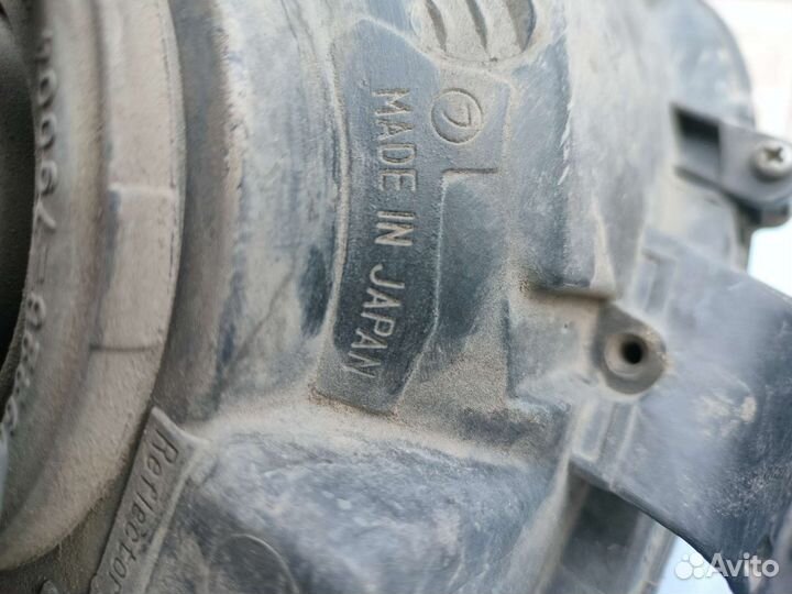 Продам фару от Субару Легаси целая полностью