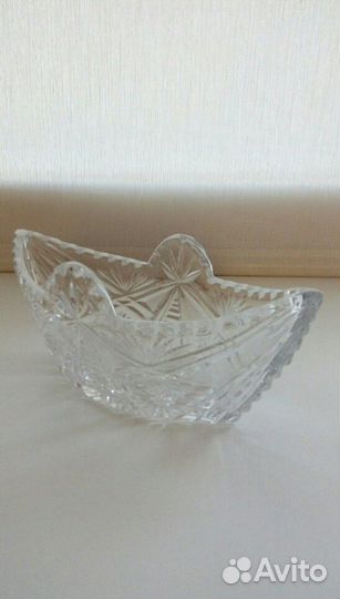 Хрустальная ваза