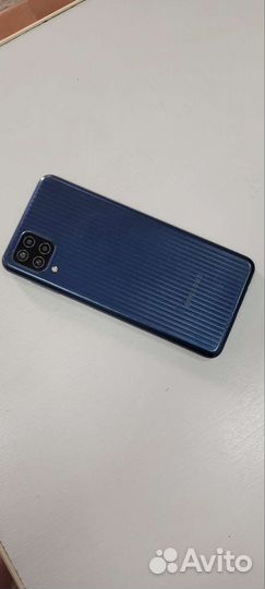 Телефон samsung galaxy m12