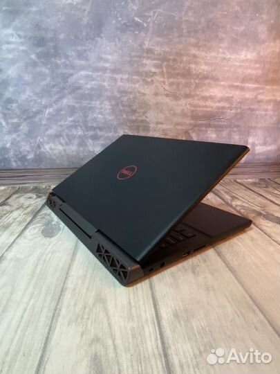 Игровой ноутбук i5-7300HQ / 16gb / GTX 1050