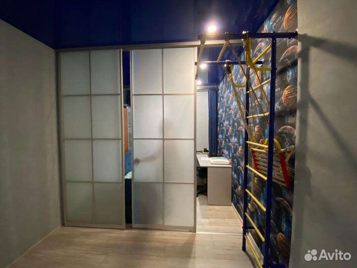 Двери-купе (раздвижная перегородка)