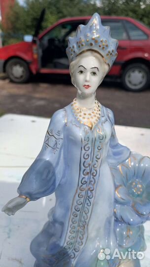 Хозяйка медной горы гжель