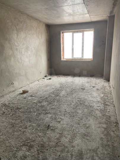 3-к. квартира, 90 м², 5/5 эт.