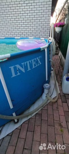 Каркасный бассейн intex