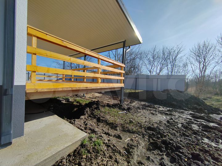 Дом 100 м² на участке 5 сот.