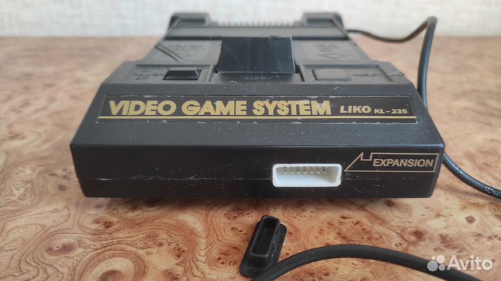 Приставка из 90-ых Dendy Сюбор Liko KL-235
