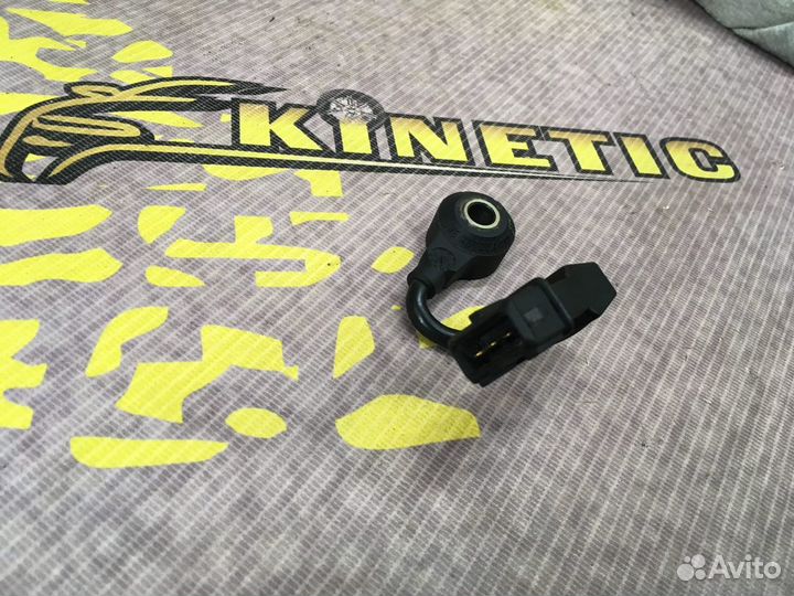 Датчик детонации Шкода Октавия Тур Ауди А3 тт