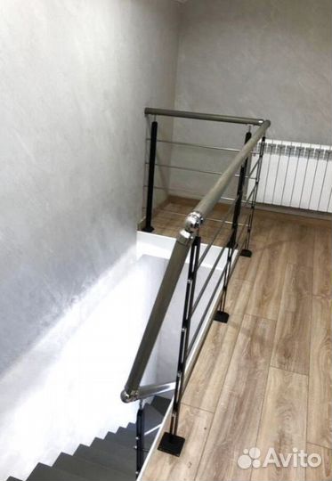 Каркас лестницы из металла