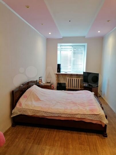 3-к. квартира, 57 м², 3/9 эт.