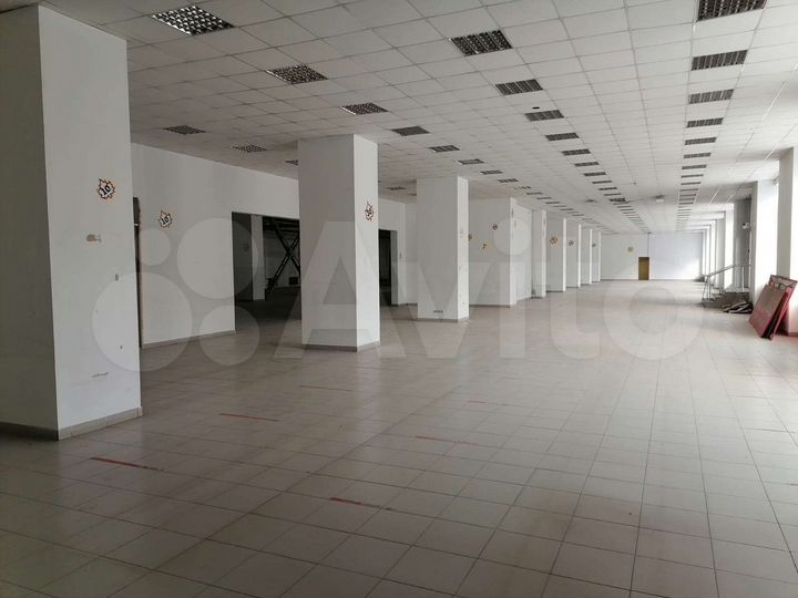 Торговая площадь, 1500 м²