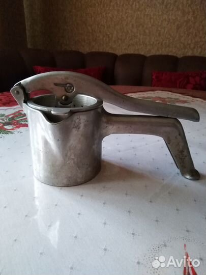 Соковыжималка ручная (пресс)