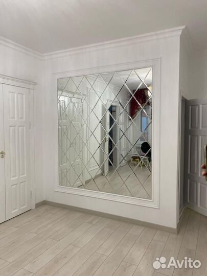 Зеркальное панно