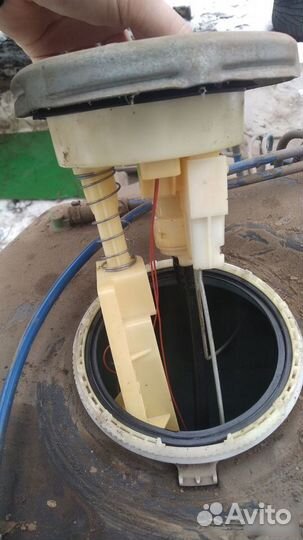 Bmw х5 е53 датчик уровня топлива,бензонасос