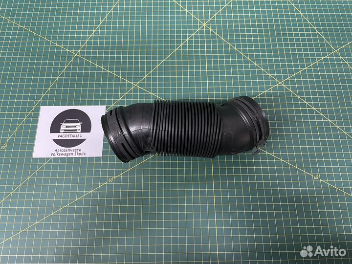 Воздуховод Skoda / Volkswagen 5QF129618