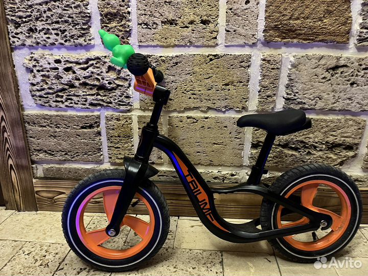 Беговел Triumf Active