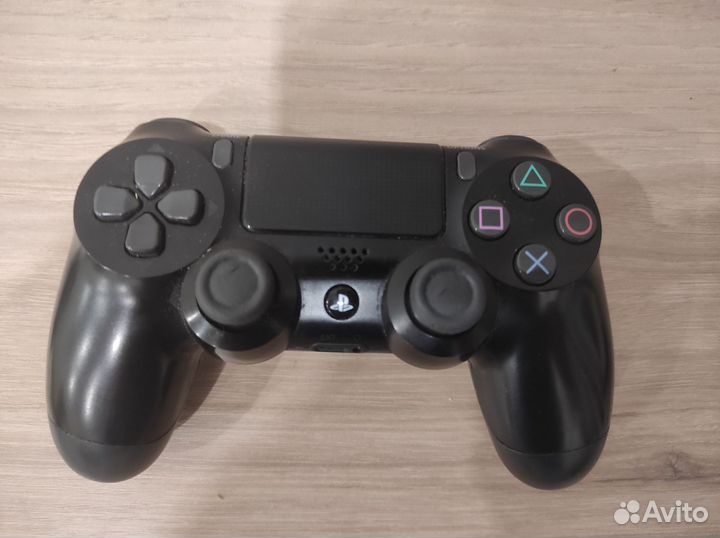 Джойстик dualshock 4