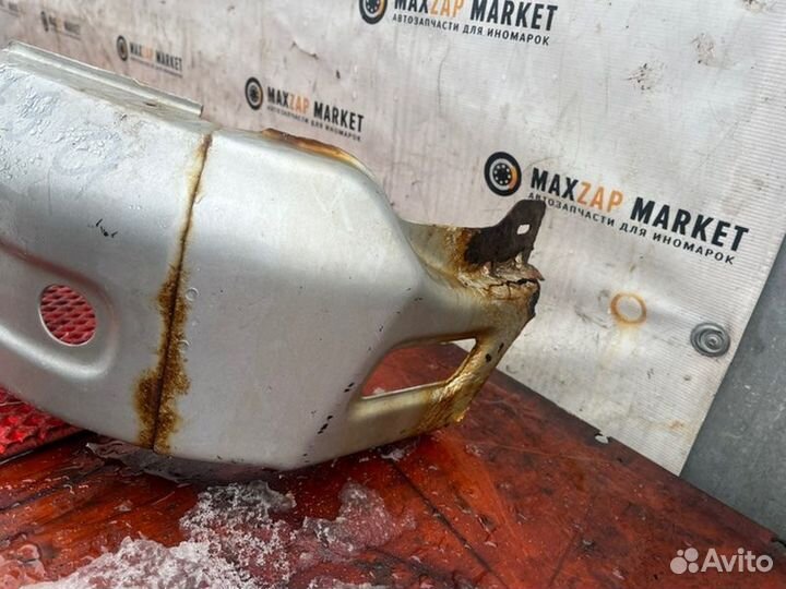 Усилитель бампера перед Chevrolet Niva Bertone