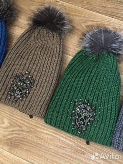 Шапки женские новые