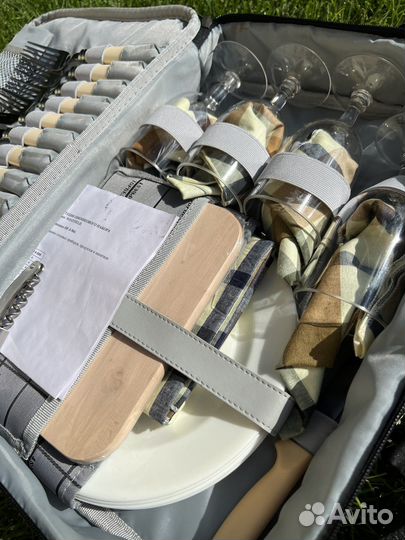 Набор посуды для пикника