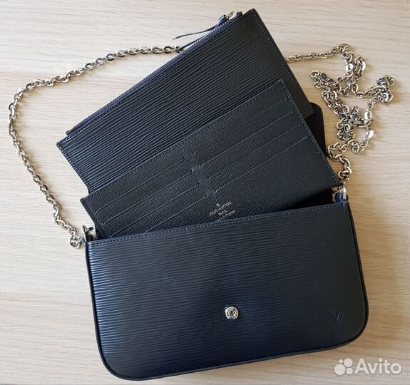 Louis Vuitton Pochette