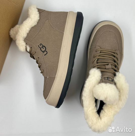 Ботинки UGG (с мехом)