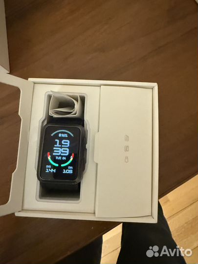 Часы Huawei watch D