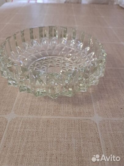 Стаканы,рюмки на ножке,пепельницы хрусталь СССР