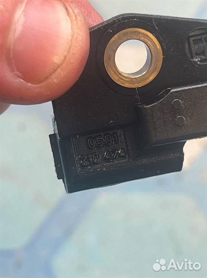 Датчик числа оборотов 0501210474