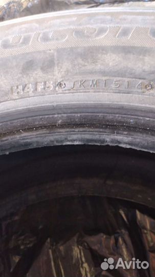 Bridgestone Blizzak Spike-01 225/65 R17 106