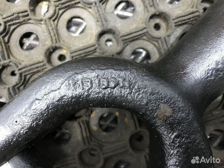 Крюк буксировочный Volvo FH