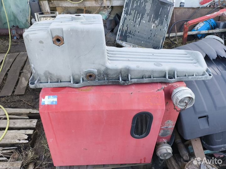 Масляный поддон фредлайнер детроид 14 л